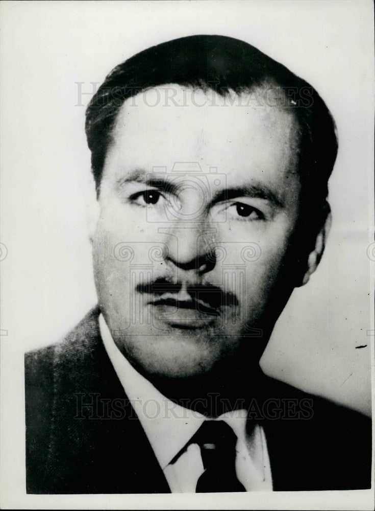 1962 British businessman Greville Wynee - Historic Images