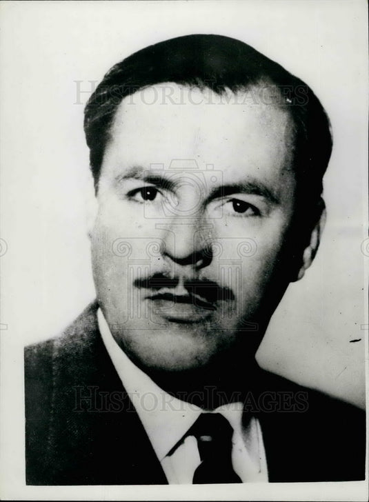 1962 British businessman Greville Wynee - Historic Images