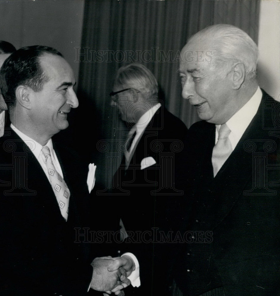 Press Photo Jose Fugueres ,President from Costa Rica & Prof Heuss - KSB24557 - Historic Images