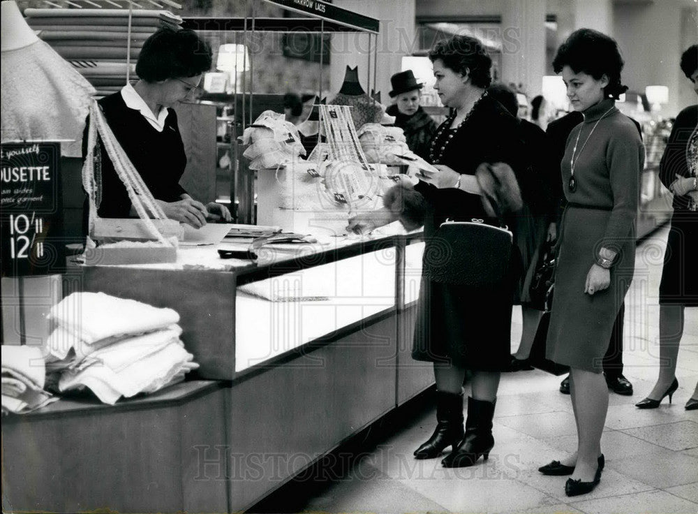 1964, Moscow's newest Department Store - KSB25087 - Historic Images