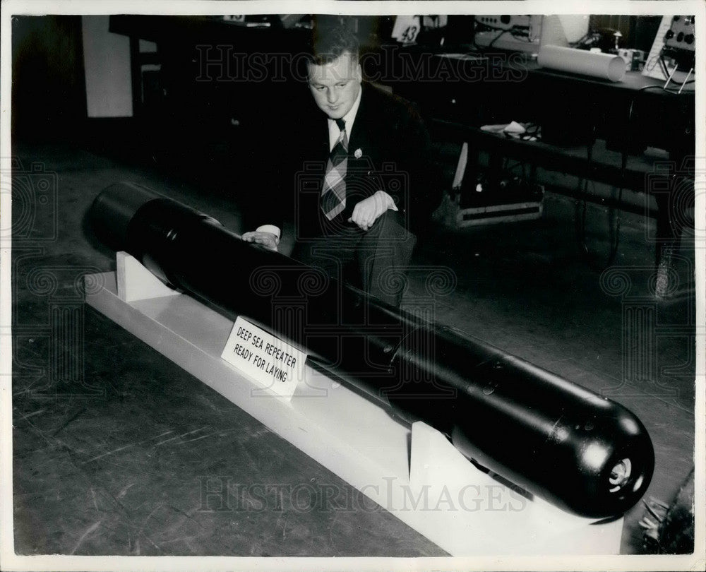 1954 Press Photo Post office Research station at Dollis Hill. London - KSB25379-Historic Images