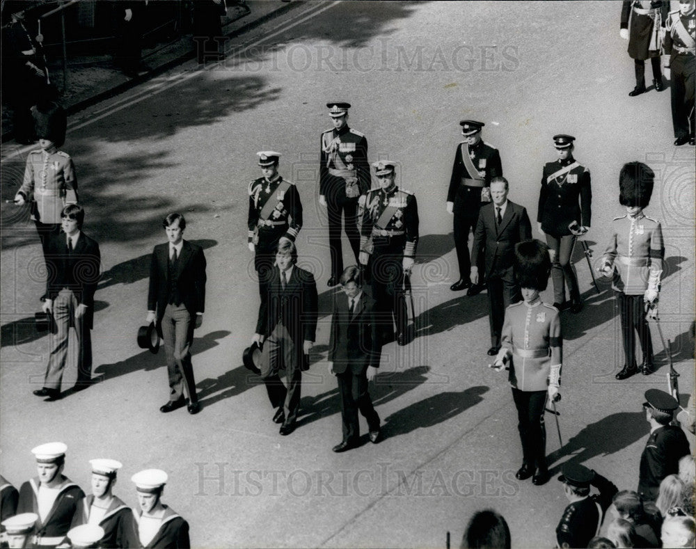 Press Photo Prince Charles &amp; Prince Philip At Earl Mountbatten Funeral - Historic Images