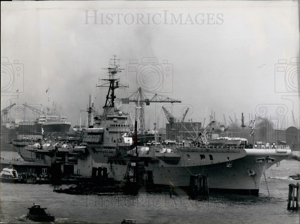 1955 British Aircraft-Carrier "Ocean", - Historic Images