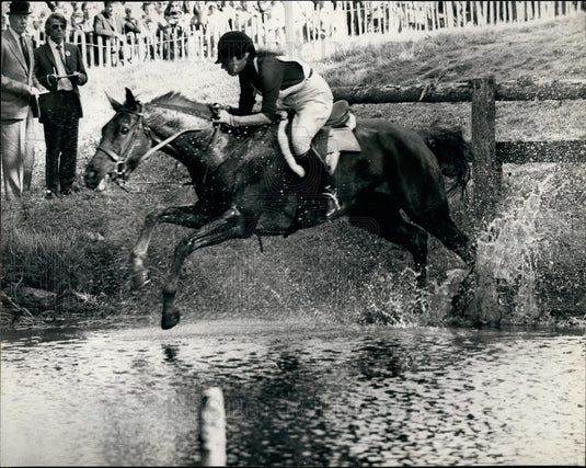 1971, Princess Anne riding her horse "Doublet" - KSB26525 - Historic Images