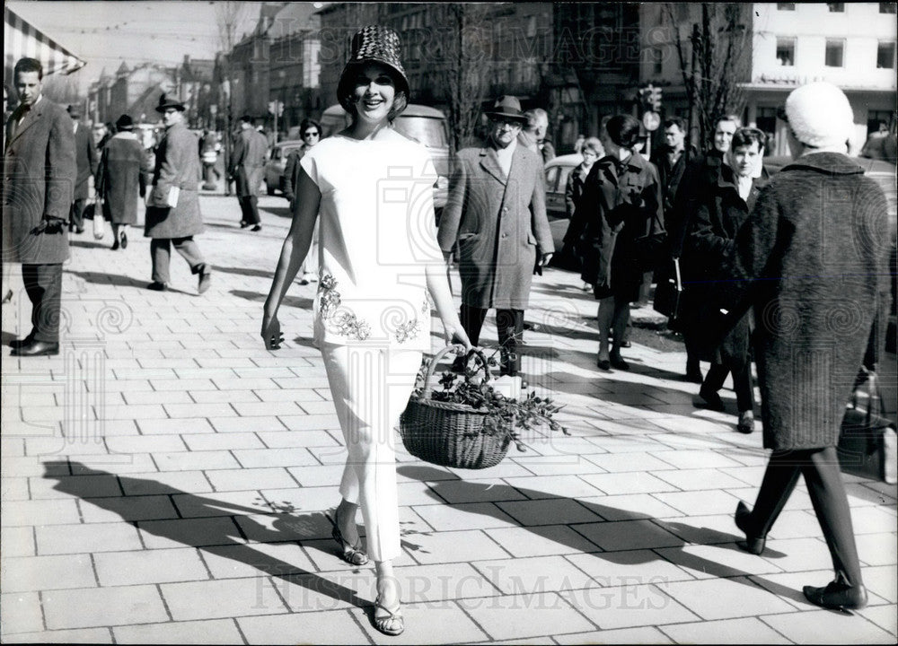 1962 Press Photo Annemarie Brink Dutch Ambassador Of Elegance Munich Boulevard-Historic Images