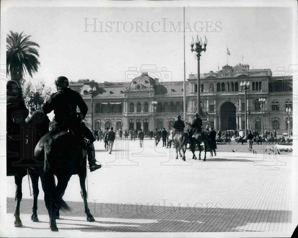 Press Photo Exterior Government House Argentina - KSB26843-Historic Images