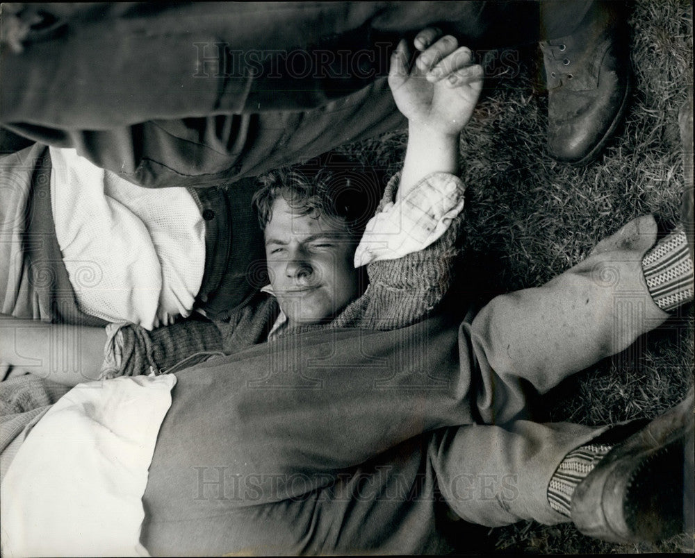 Press Photo British teams in a contest - KSB27489 - Historic Images