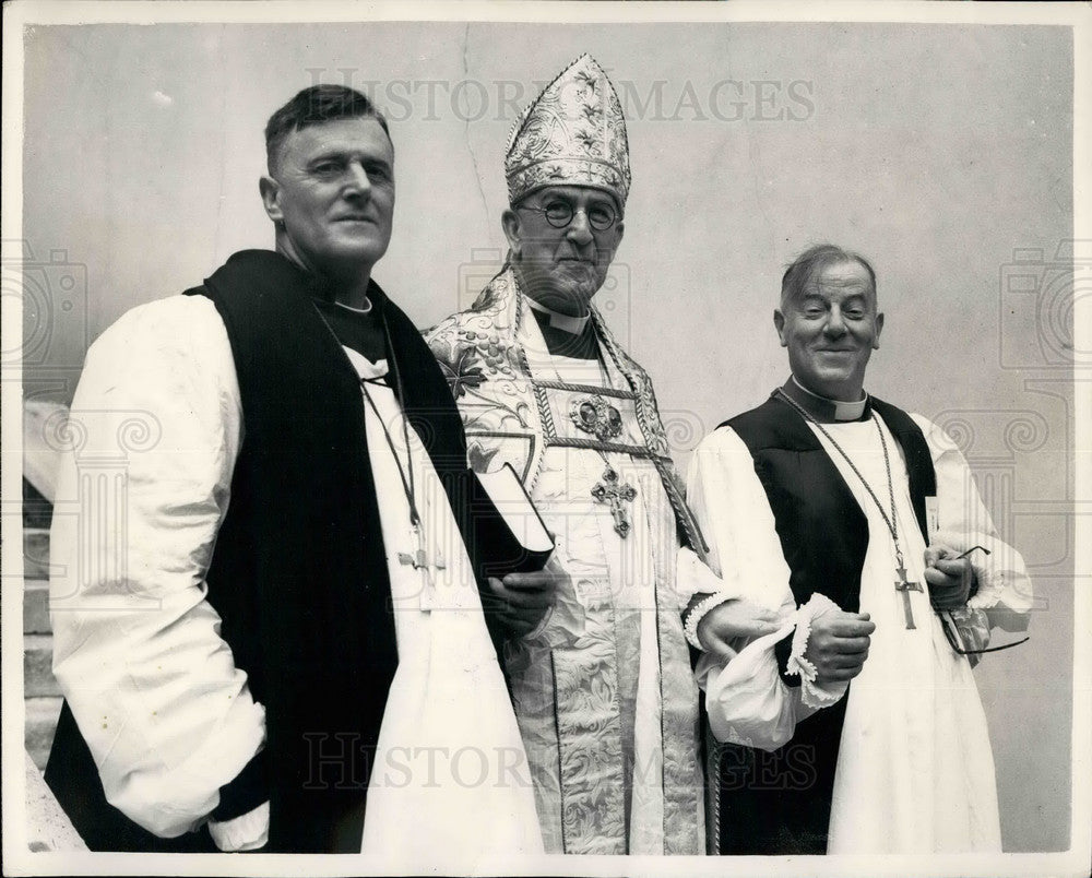 1954, Bishop Of Asthon Doctor Fisher Archbishop Canterbury Credition - Historic Images