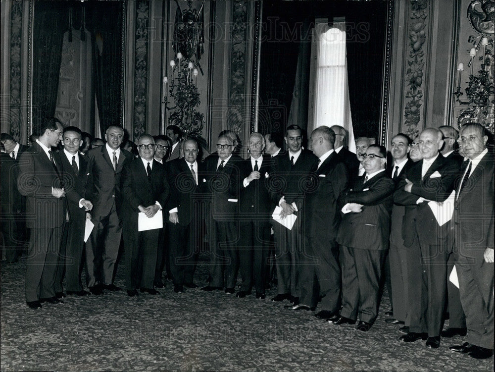 1964 Italian Premier on Aldo Moro took his oath - Historic Images