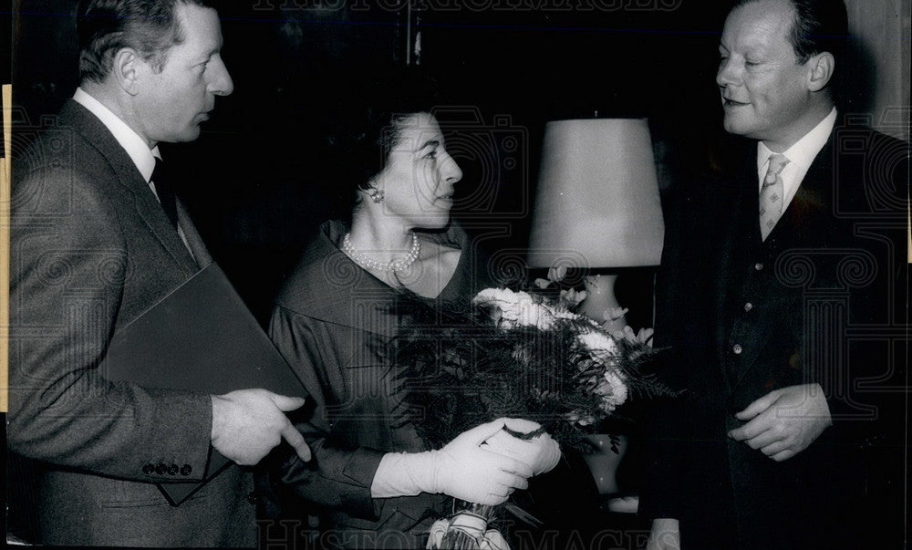 Press Photo Comedian Danny Kaye and wife & Mayor Willy Brandt - KSB28885 - Historic Images