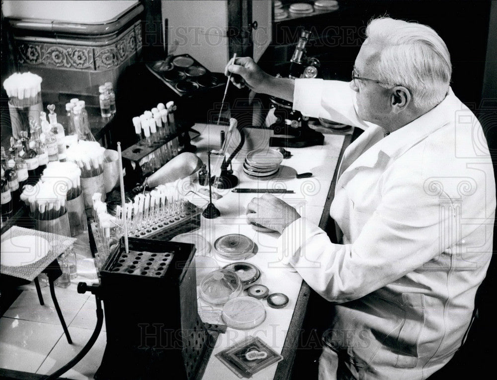 Press Photo Sir A Fleming - KSB29605 - Historic Images