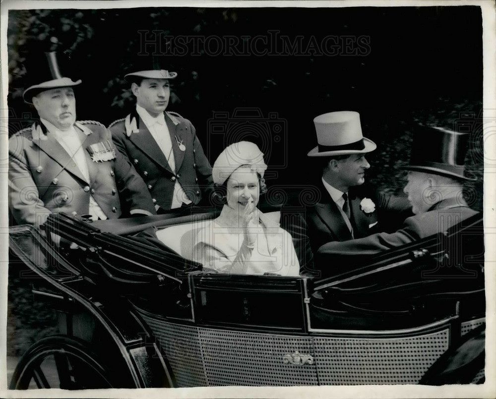 1962 The Queen and the Duke of Edinburgh - Historic Images