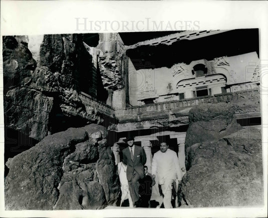 1959, Duke of Edinburgh in Indai at Ellora Caves - KSB29705 - Historic Images