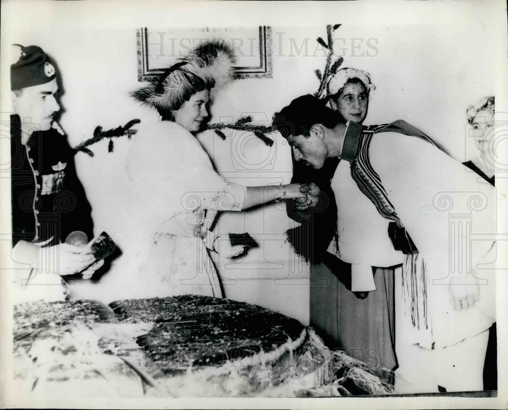 1960, Queen Frederica of Greece &amp; Royal Guardsman - KSB29753 - Historic Images