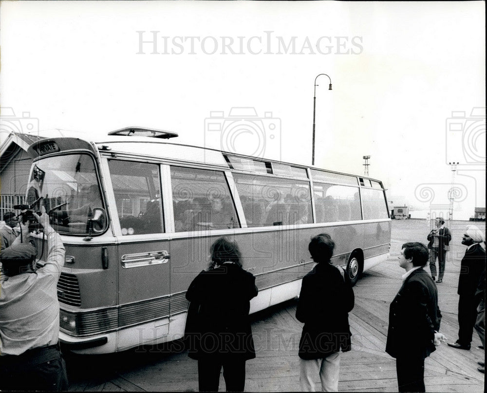 SpyÃ‚Â Russians expelled by Britain head home  - Historic Images