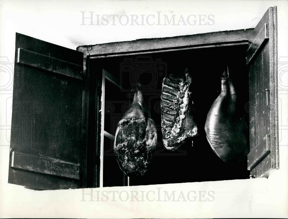 1976 Swiss Delicacy of Ham &amp; Bacon Dried In Open Air - Historic Images