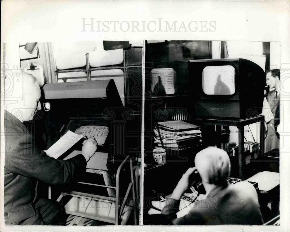 1959 CCTV Installed at King's Cross Station - Historic Images