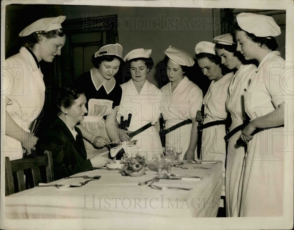 Press Photo South East London Technical College catering dept. will serve the Qu - Historic Images