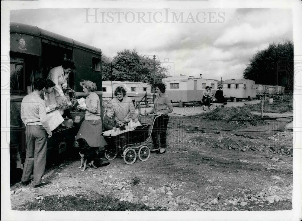 1959 Press Photo General Sir Richard Gale to open Pegasus Village, housing for t - Historic Images