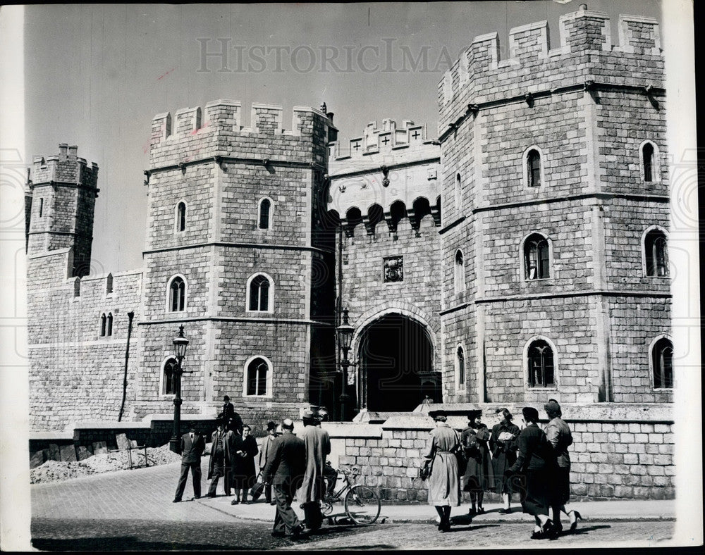 Press Photo The Castle entrance to the Royal Chapel - Historic Images