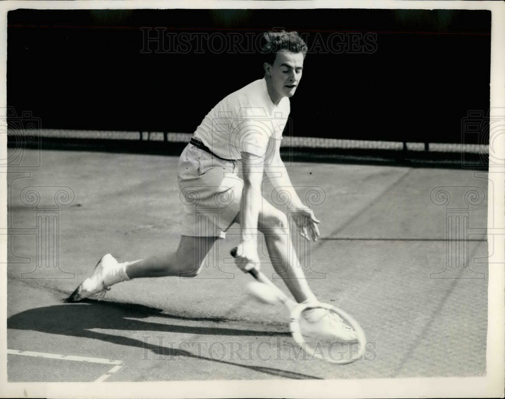 17 year old Bobby Wilson to play in Davis Cup  - Historic Images