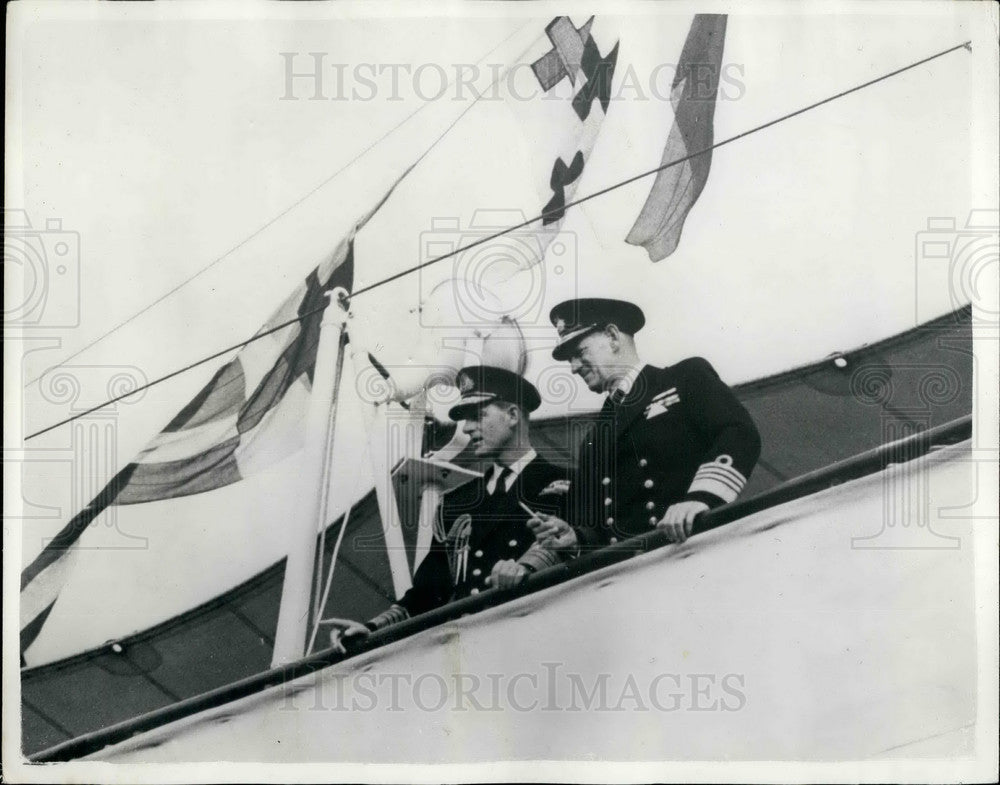 1955 Duke Of Edinburgh Escorting King Frederick Over The Royal Yacht - Historic Images