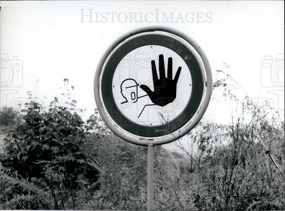 "Black hand' sign in Switzerland means"No admittance"  - Historic Images