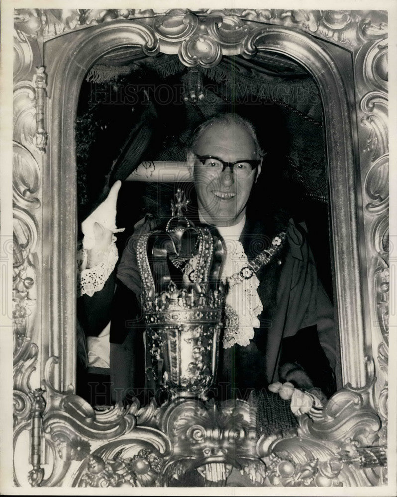 1961, Sir Fredrick Hoare, Lord Mayor of London - KSB32513 - Historic Images