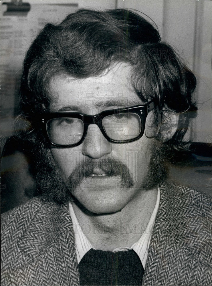 1976 Press Photo Mr. Mark Hosenball,US reporter - KSB32613 - Historic Images