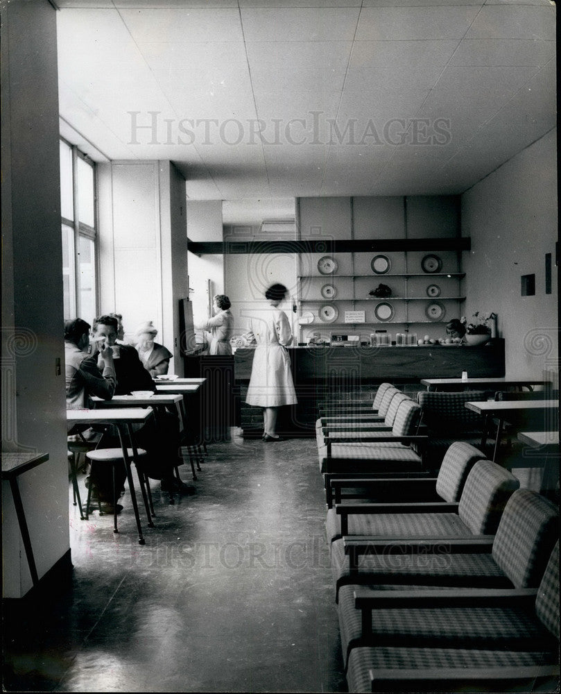 Press Photo New Hospital branch is like a vision of the future - Historic Images