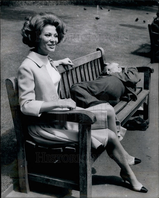 1964 Actress Irina Demick - Historic Images