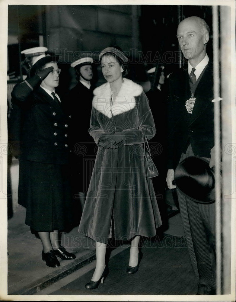 1957 The Queen and Duke of Edinburgh - Historic Images