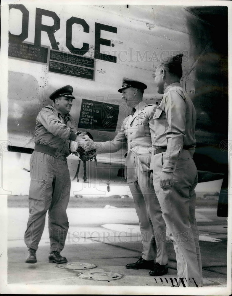 1959 Colonel James Kemp,Colonel Henry Taylor&Colonel J.L. Caselli - Historic Images