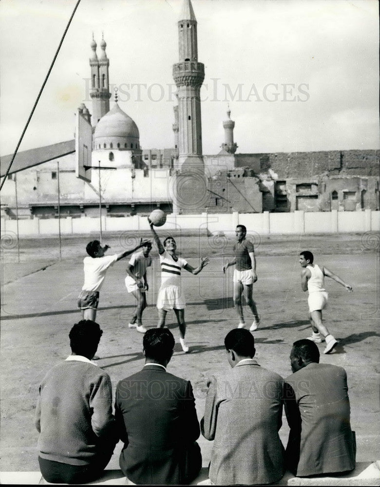 Press Photo Students At Al-Azhar University, Cairo Participating In Sports-Historic Images