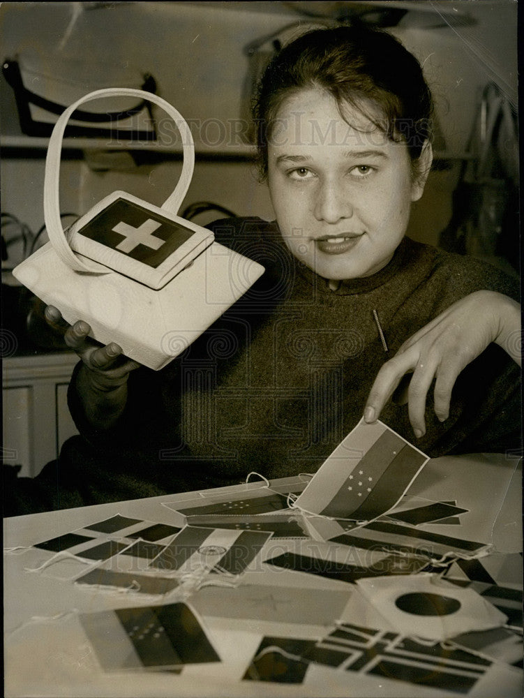 1956 The "Show Your Flag - Bag" - Historic Images