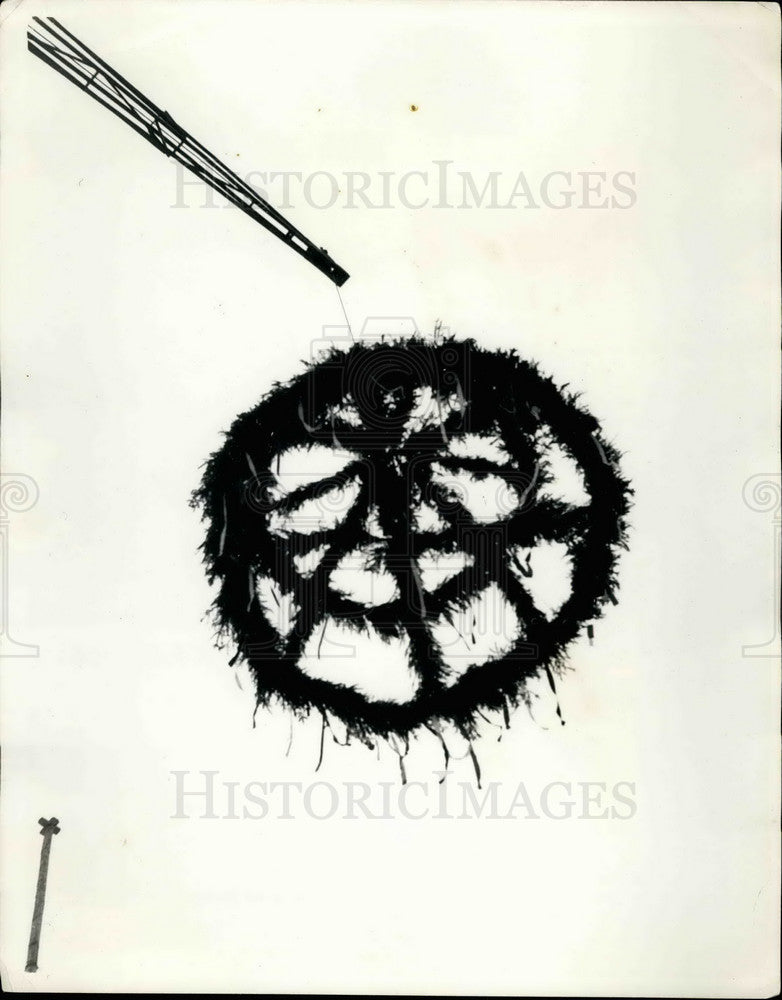 1952 Press Photo Festival wreath for New British Embassy in Germany - KSB34411-Historic Images