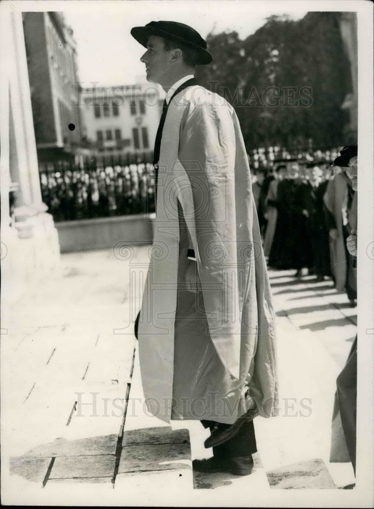 1946 Press Photo Admiral Lord Louis Mountbatten Honorary Degree Cambridge-Historic Images