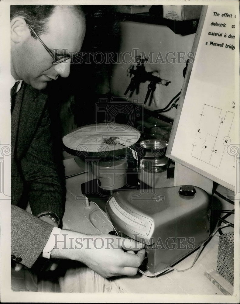 1953 Electronic Nose, Physical Society Exhibition, Imperial College - Historic Images