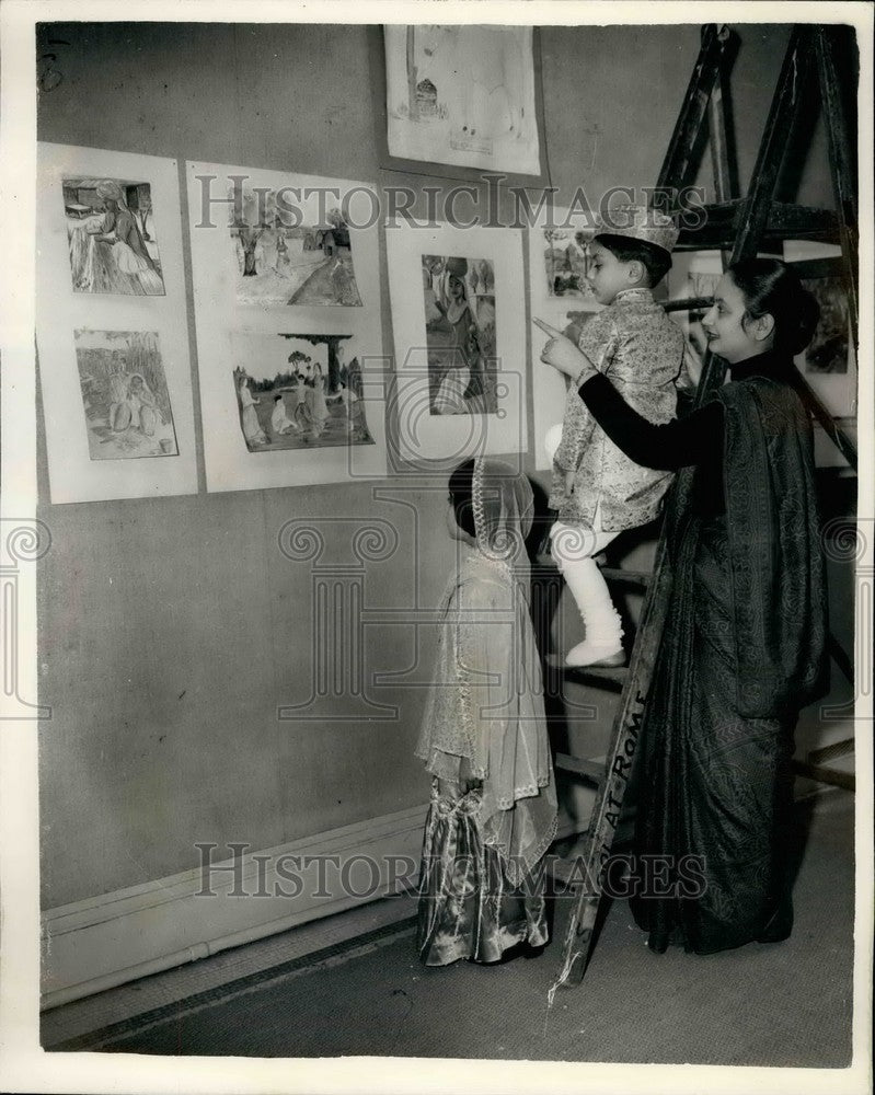 1955 Children's Art from the Orient at Imperial Institute - Historic Images