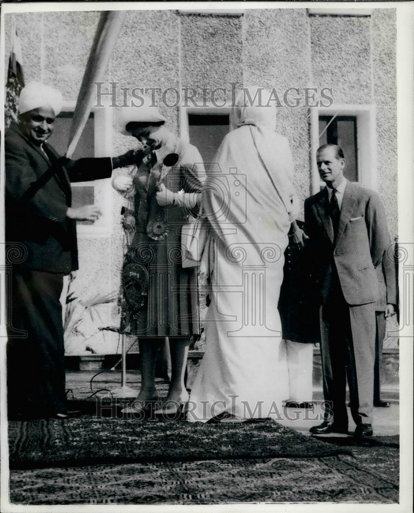 1961, The Queen &amp; Duke of Edinburgh in New Delhi,India - KSB35521 - Historic Images