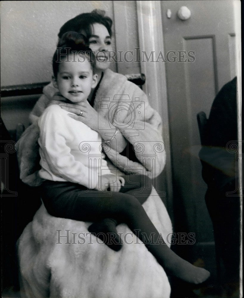1960, Tracey-Daughter of Actress Jean Simmons Takes Dancing Lessons - Historic Images