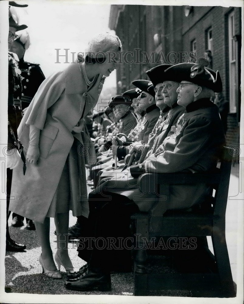 1962, The Queen at Founders Day Parade at the Royal Hospital - Historic Images