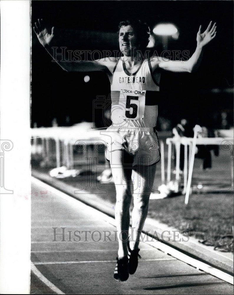 1974 Press Photo athletic meet at Crystal Palace ,Brendan Foster wins 2 mile - Historic Images