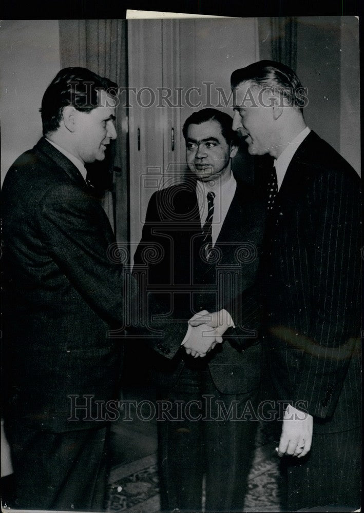 1949 Trade agreement singed between Czechoslovakia and Belgium - Historic Images