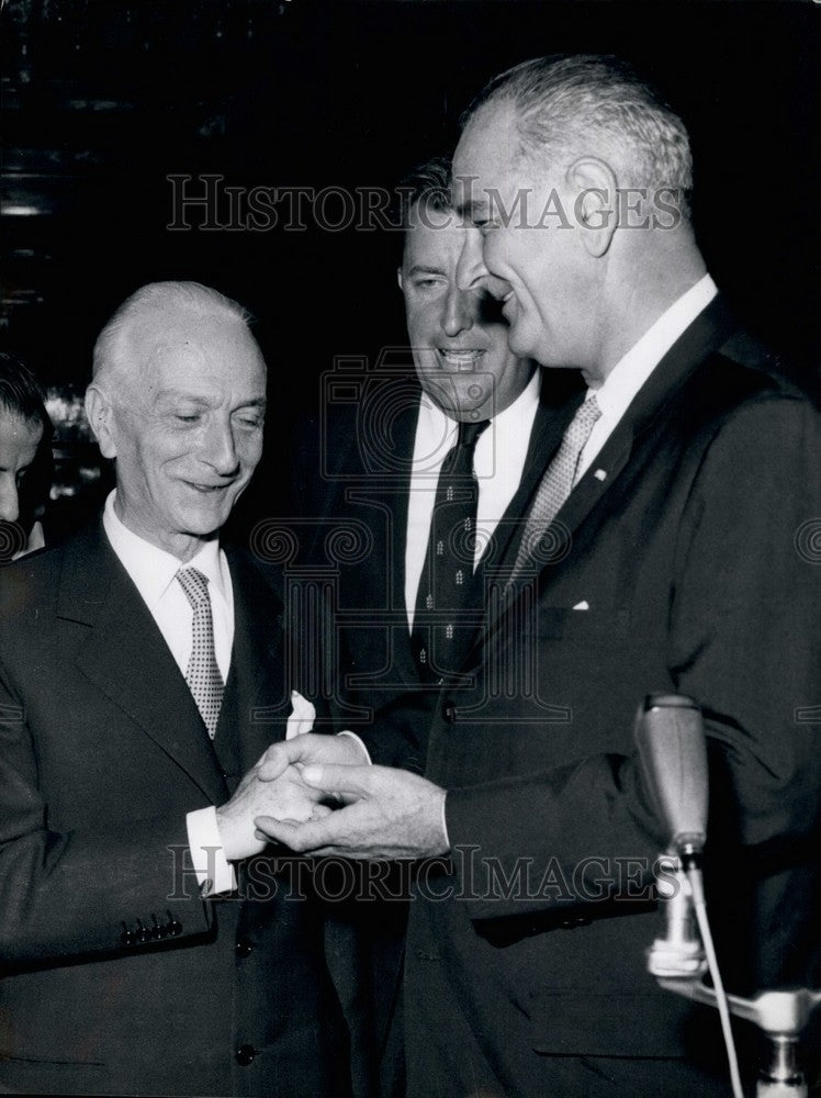 1962, USA VP Lyndon Johnson,Italy Pres Antonio Segni - KSB36293 - Historic Images