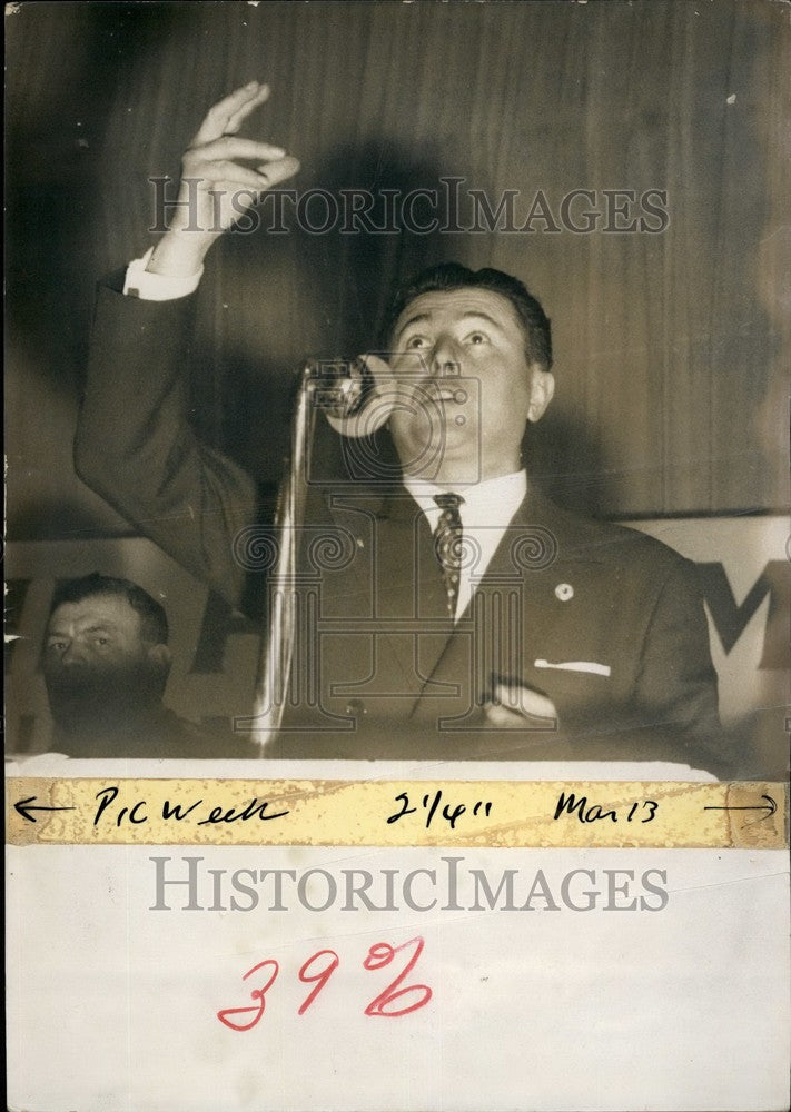 1955, Poujade Versus Tax Mass Meeting In Paris - KSB36387 - Historic Images