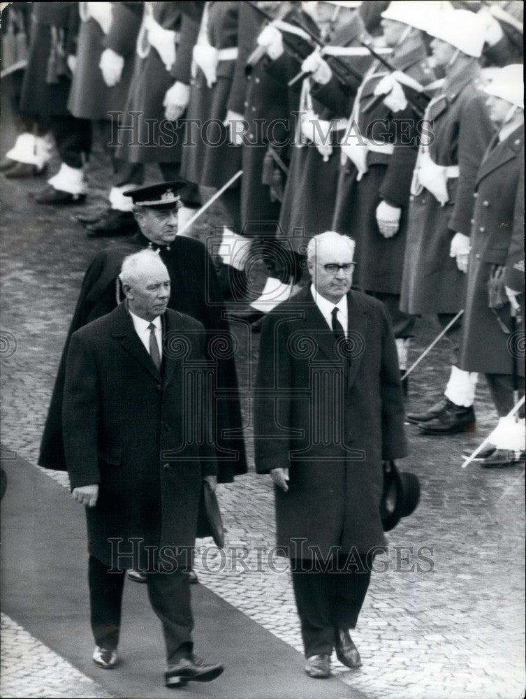 1967 Presidents Nikolai Pedgorny &amp; Giuseppe Saragat - Historic Images