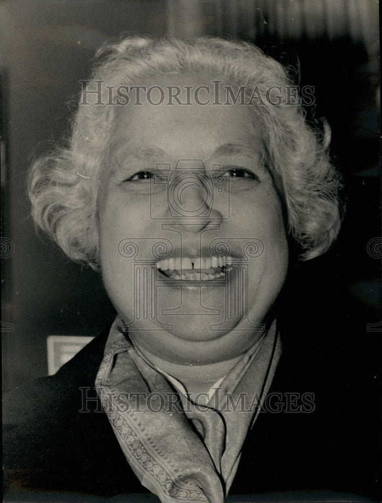 1965 Press Photo Mrs Pandit Pictured On Her Arrival At Orly Airport - KSB36511-Historic Images