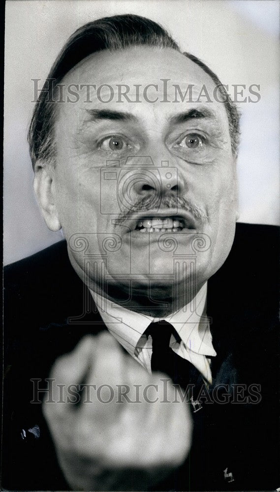 1975, Mr. Enoch Powell Speaks Out At The National Referendum Meeting - Historic Images