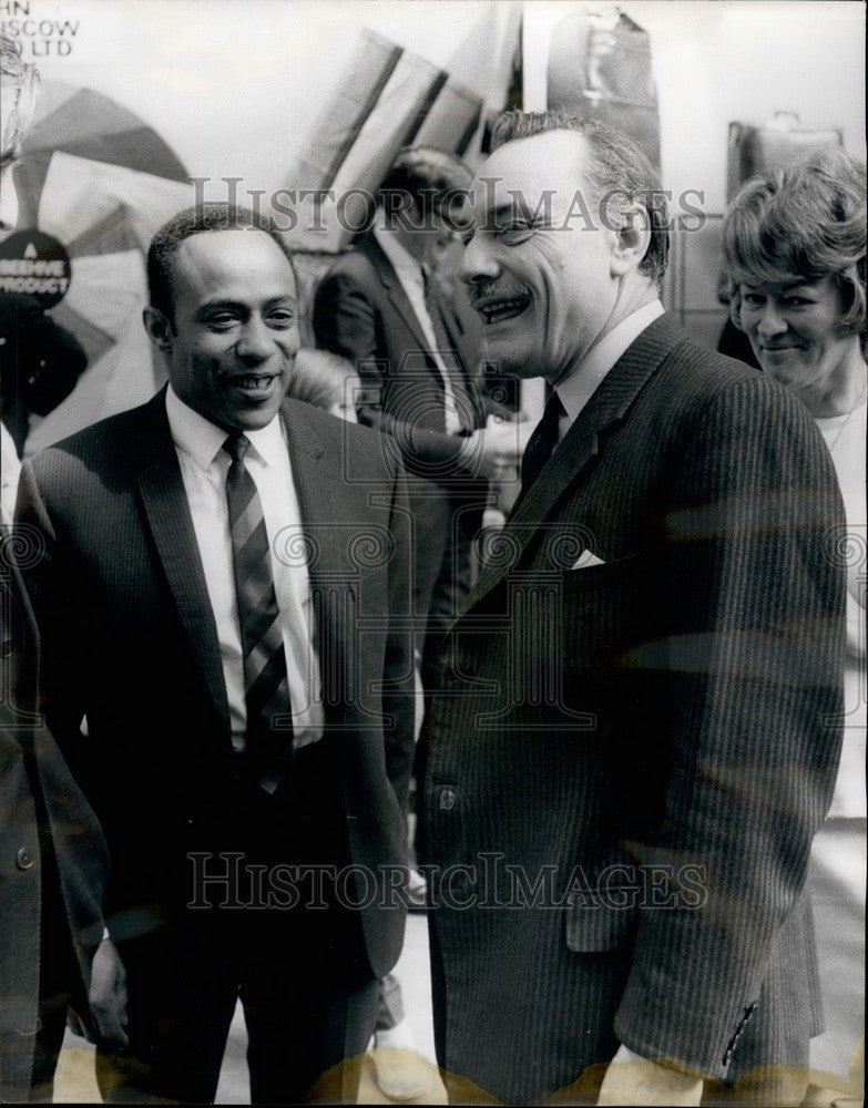 1970 Press Photo Enoch Powell at the Incentive Marketing Exhibition - Historic Images